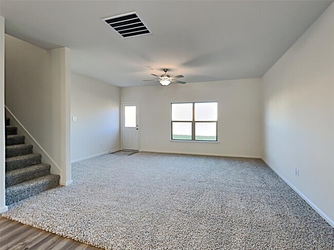 Foto del edificio - 3000 McCoy Rd