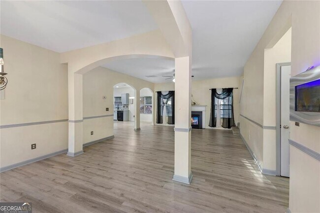 Foto del edificio - 9776 Ivey Ridge Cir