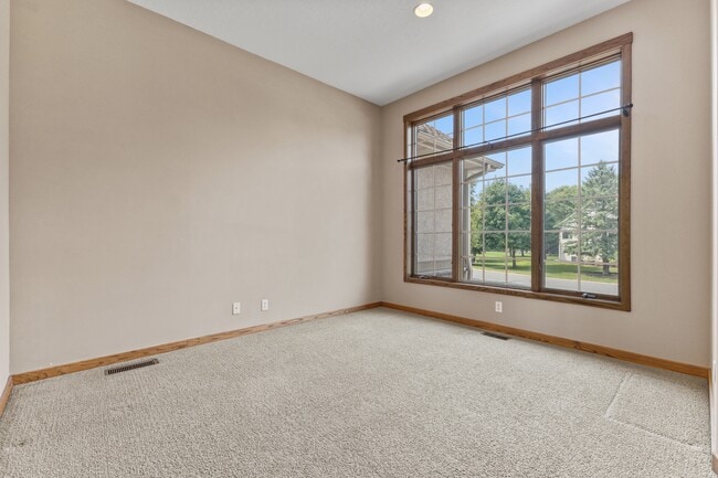 Building Photo - 11435 Kenyon Ct NE