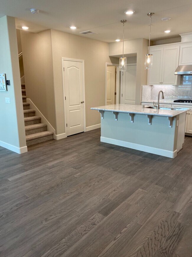 Foto del edificio - 114 Wallace Cir