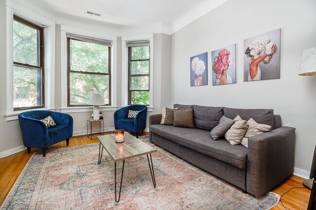 Foto del edificio - 3554 N Wilton Ave