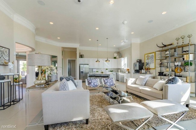 Foto del edificio - 26493 E University Dr