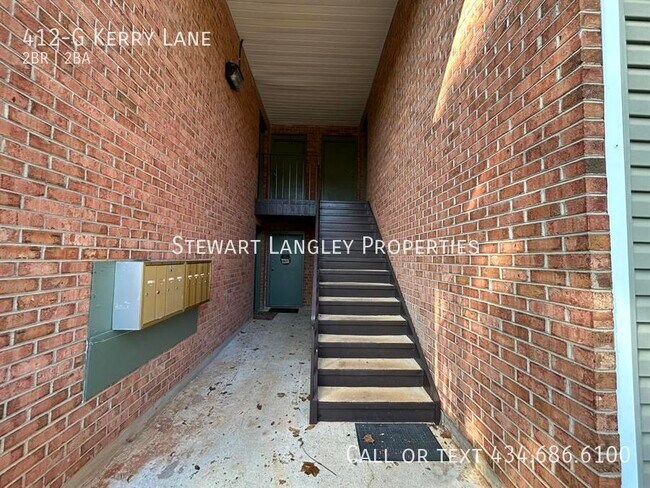 Building Photo - 412 Kerry Ln