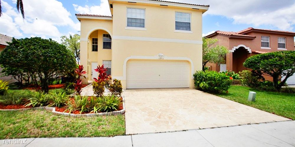 Foto principal - 10272 SW 16th St