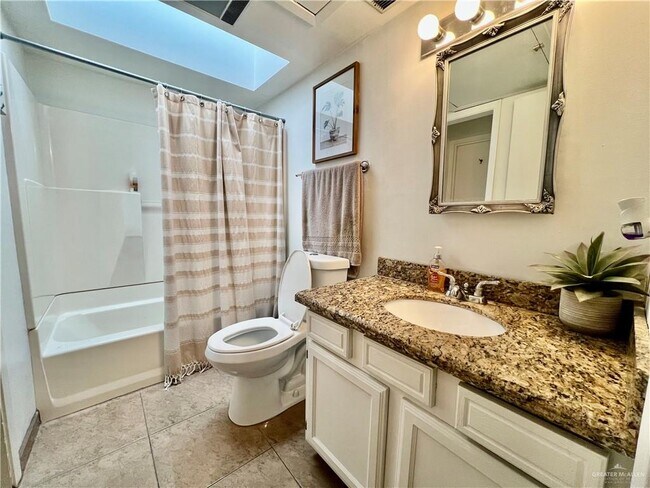 Foto del edificio - 2700 Parker Ln