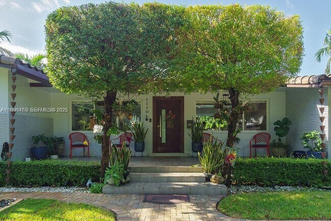 Foto del edificio - 1110 NE 100th St