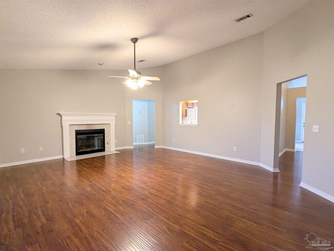 Building Photo - 1909 Southwind Cir