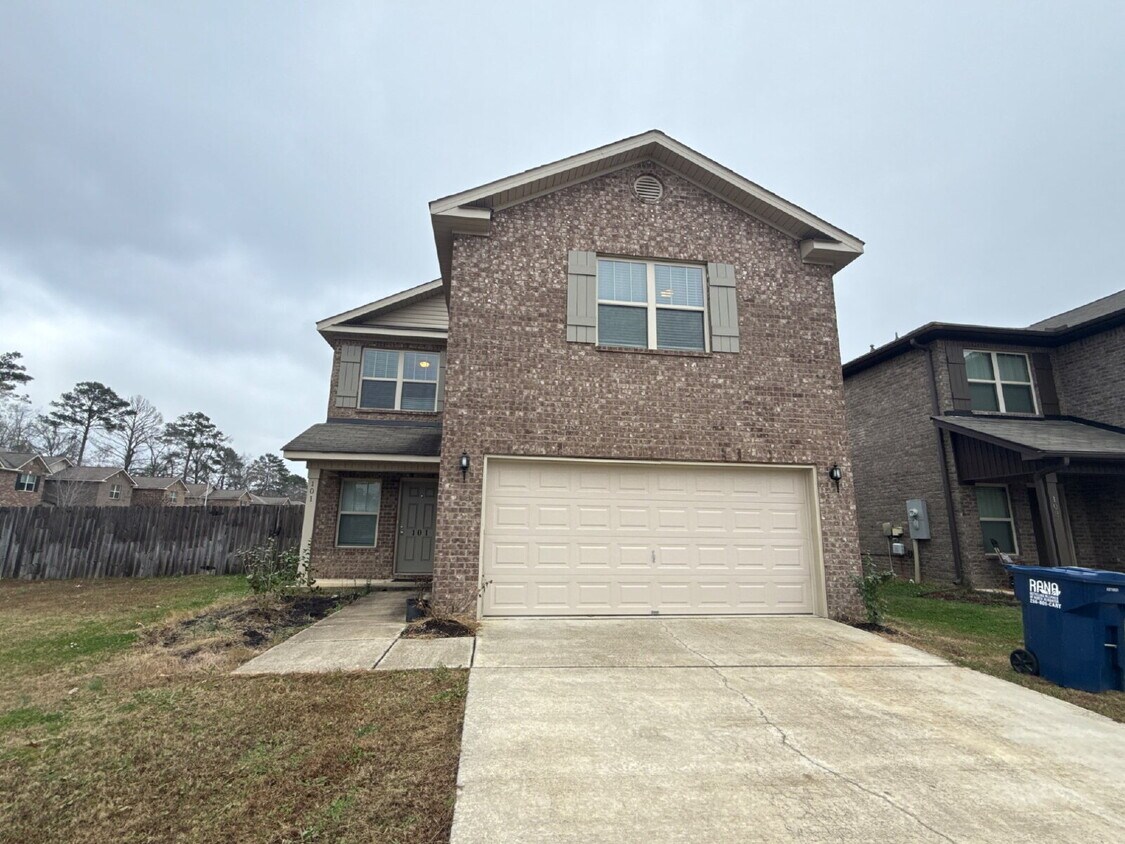Foto principal - 101 Winstead Cir