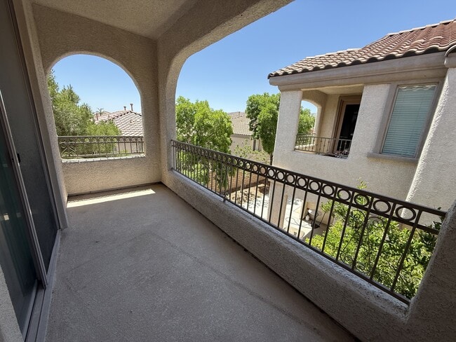 Building Photo - 11909 Menchaca Ln
