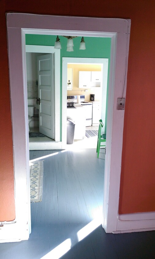 Foto principal - 730 Monroe St
