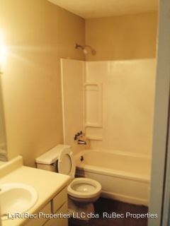 Foto del edificio - 702 Farmhurst Dr