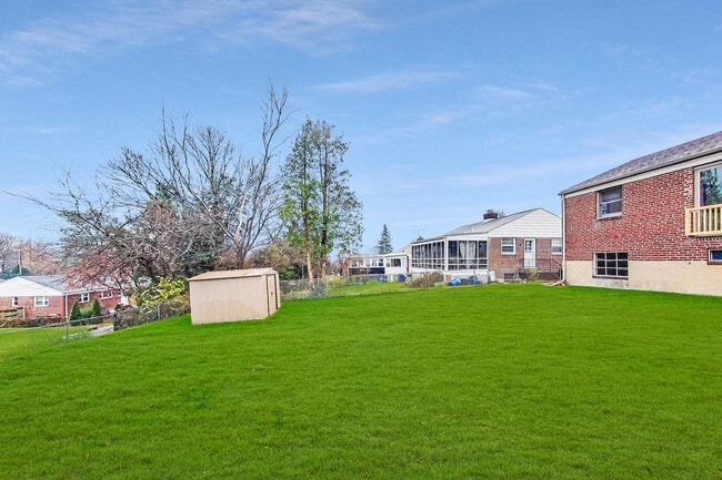 Building Photo - 10311 Duvawn Pl