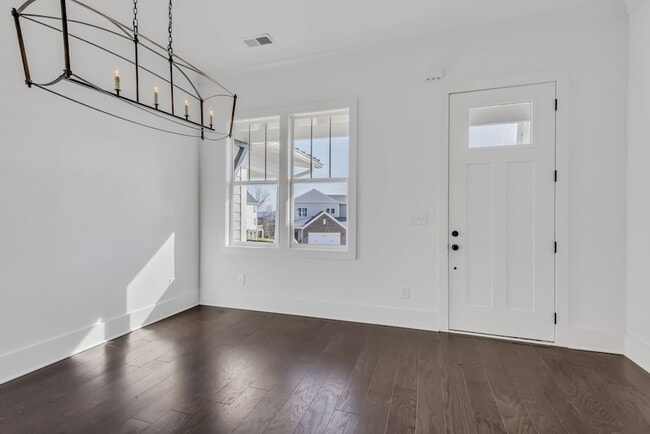 Foto del edificio - 2127 Gildridge Dr