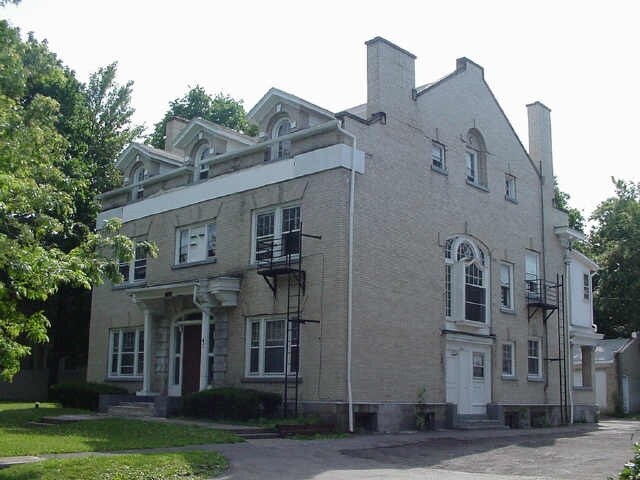 Primary Photo - 47 Wellington Ave