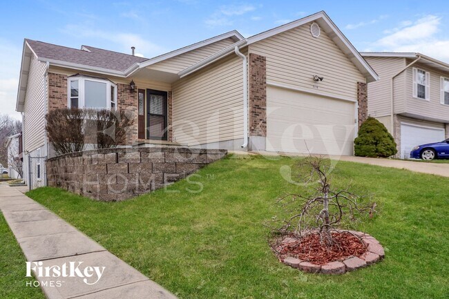 Building Photo - 3114 5 Oaks Dr