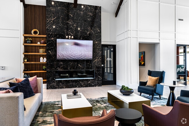 Clubhouse - MAA ONE28