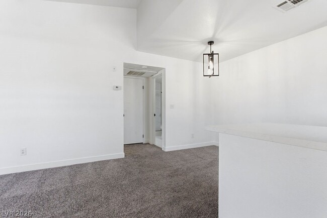 Foto del edificio - 5121 S Lindell Rd