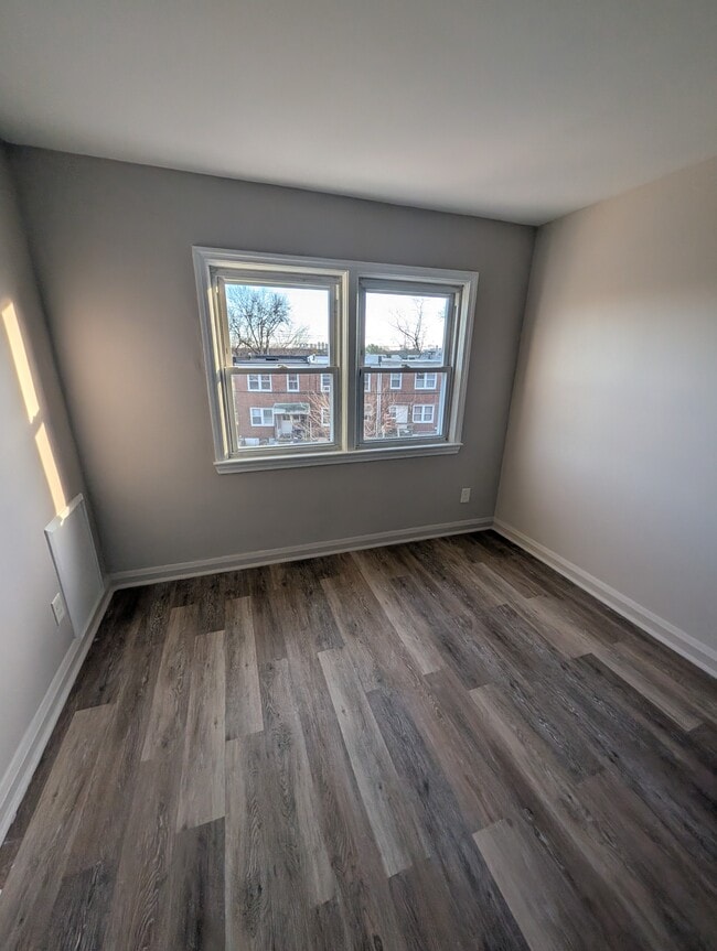 Foto del edificio - 6501 Hartwait St