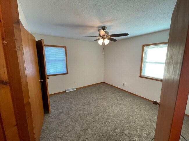 Foto del edificio - Updated Humboldt Single-Family Home with Modern Finishes & Spacious Yard!