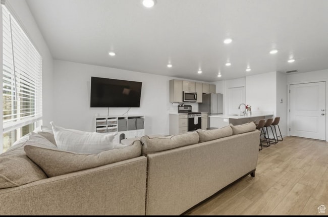 Foto del edificio - 3728 Orinda Dr