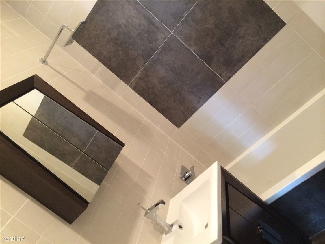 Foto principal - 470 Lafayette Ave