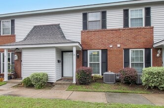 Building Photo - 34 Knollwood Cir