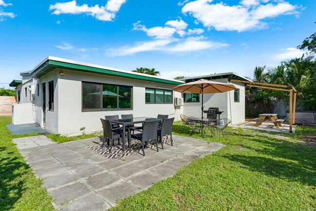 Foto del edificio - 11534 NE 13th Ave