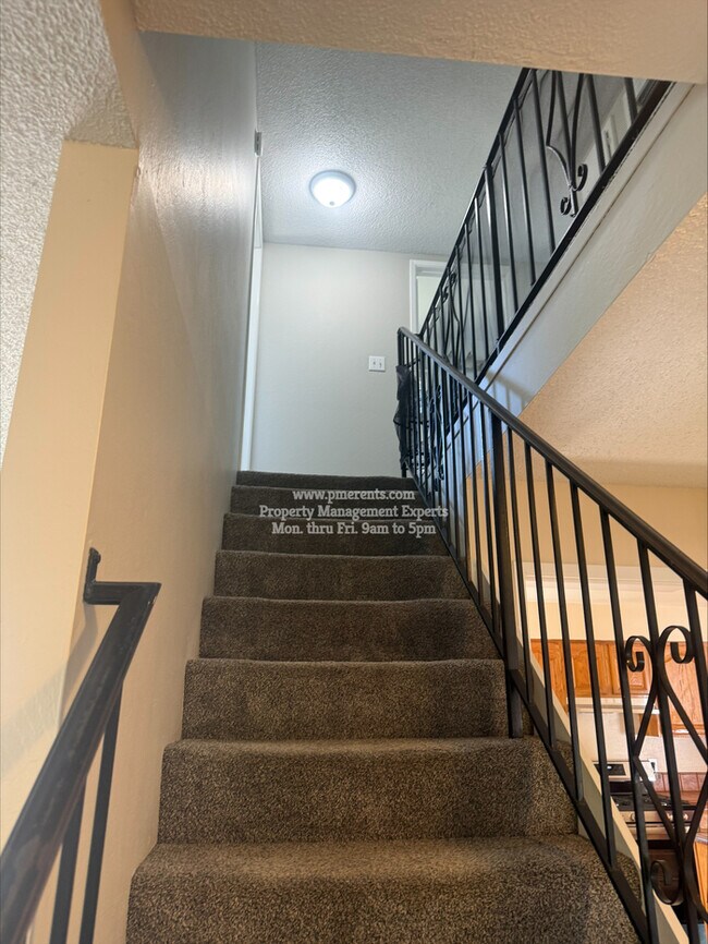 Foto del edificio - 412 Coventry Dr