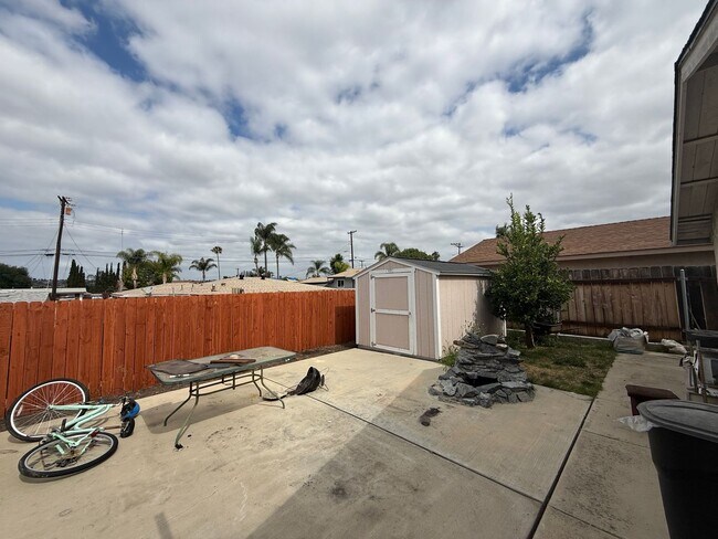 Foto del edificio - Beautiful Spring Valley home
