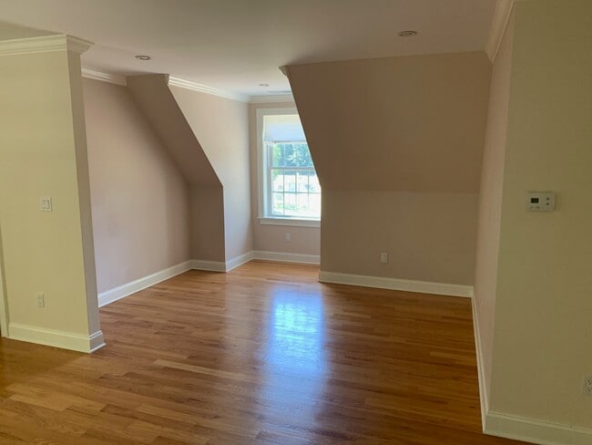 Building Photo - 72 Jannas Ln