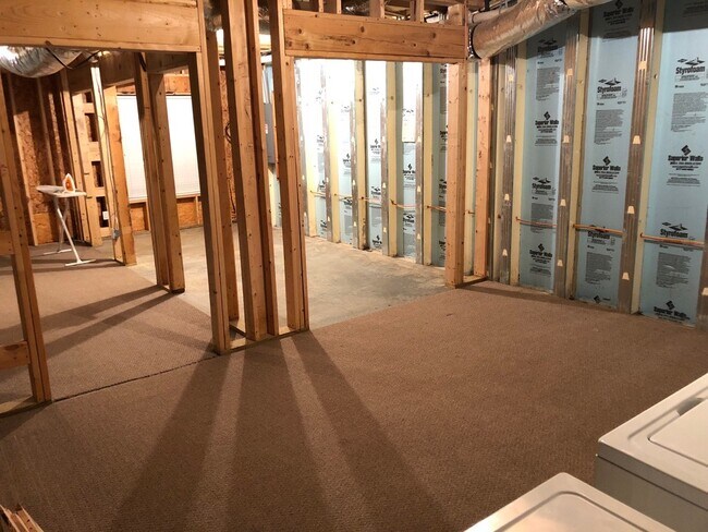 Building Photo - 3055 Heather View Ct