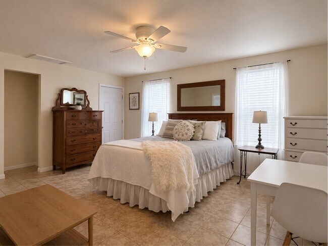 Foto del edificio - 509 Live Oak St