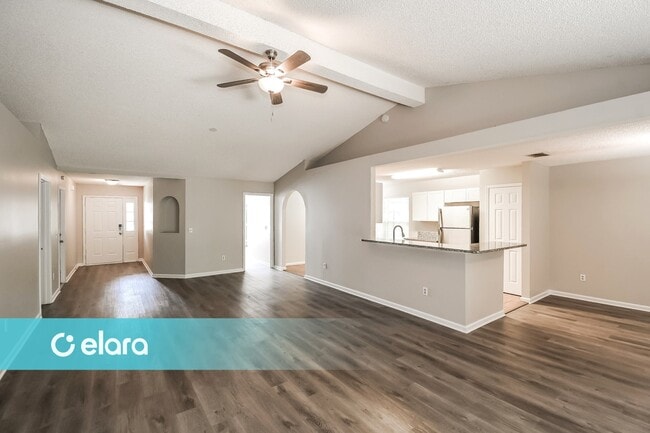Building Photo - 7863 Spring Branch Dr S