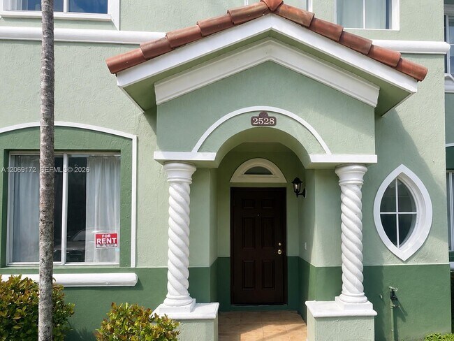 Foto del edificio - 2528 SE 14th Ave