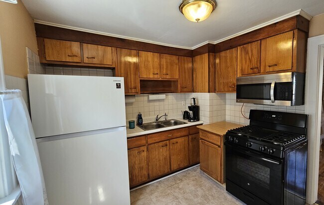 Building Photo - 362 Windermere Blvd