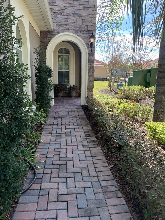 Building Photo - 9001 Della Scala Cir