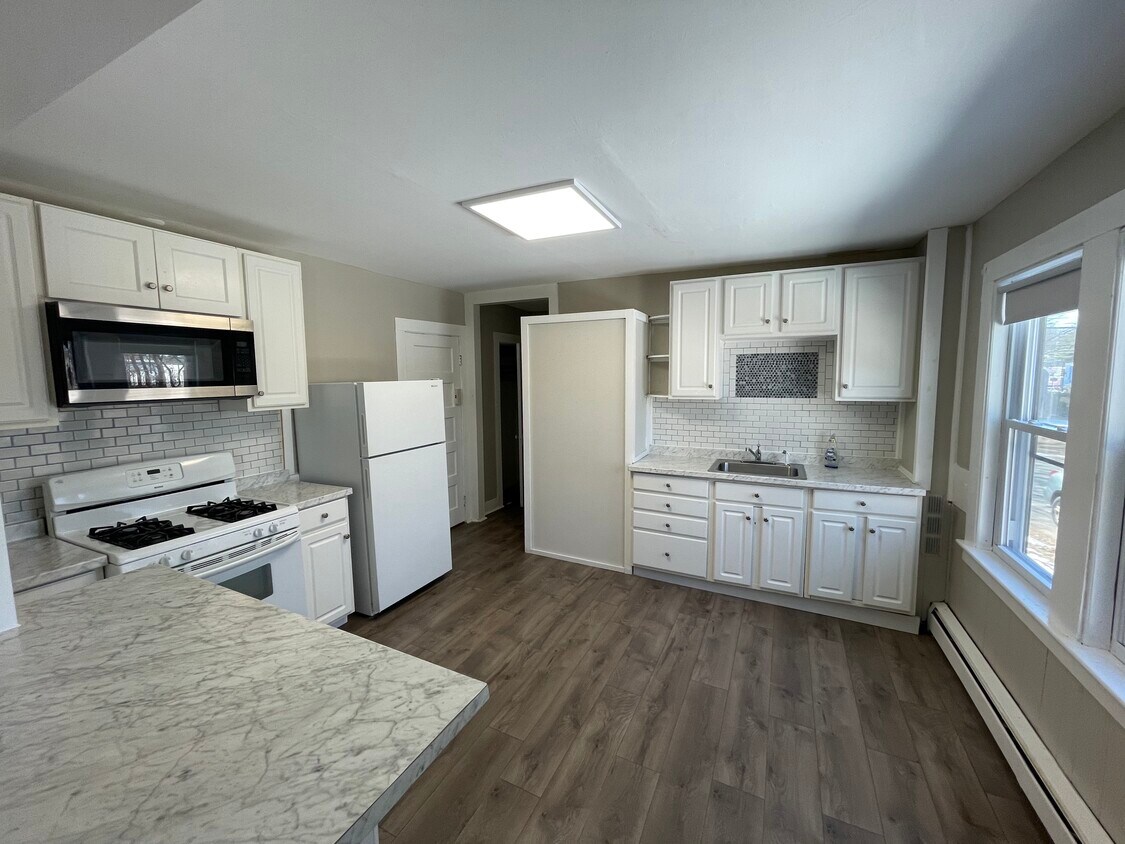 Foto principal - 124 Parker St