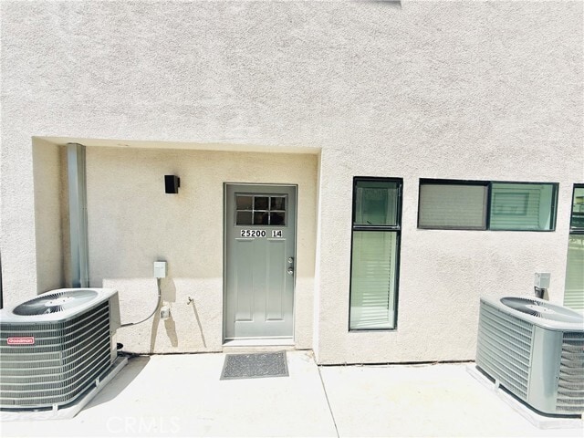 Foto del edificio - 25200 Frampton Ave