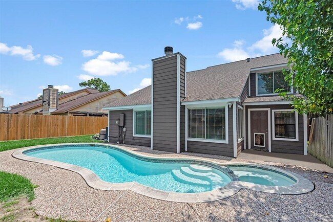 Building Photo - 3234 Westwick Dr