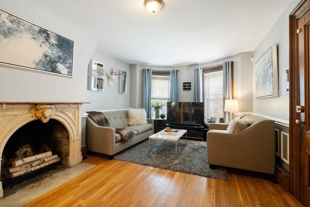 Primary Photo - 45 Rutland Square