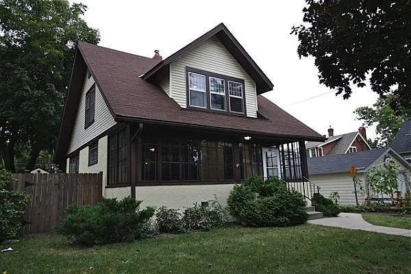 Foto del edificio - 4 Bedroom  2 Bath Hamline-Midway Neighborhood