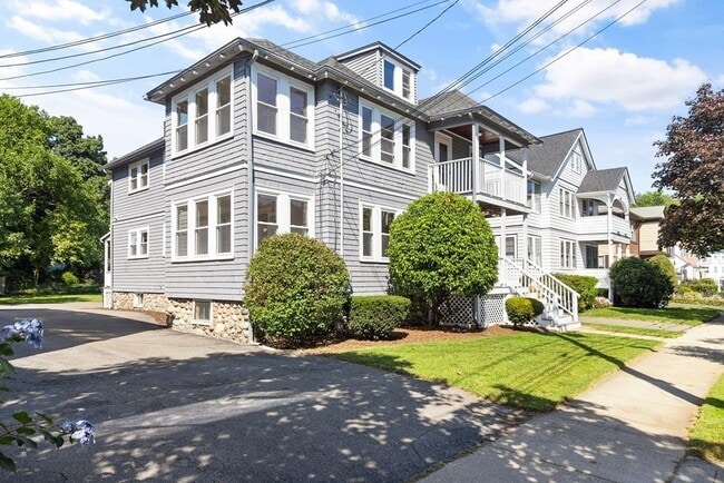 Building Photo - 42-44 Albion St-