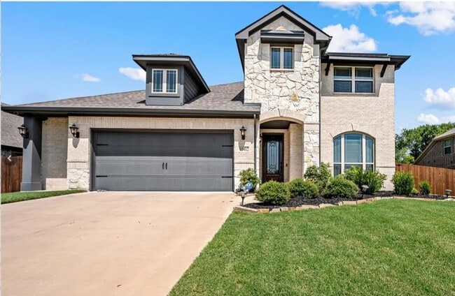 Photo - 1902 Sunflower Dr House