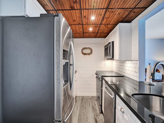 Foto del edificio - 1777 SE 15th St