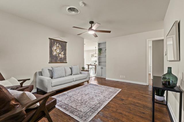 Foto del edificio - 1716 Cordell St