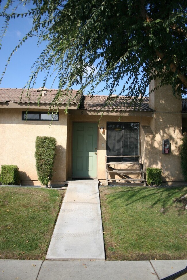 Foto del edificio - 8600 White Rock Dr