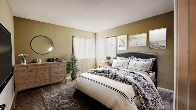 Bedroom - 3715 Tallyho Dr