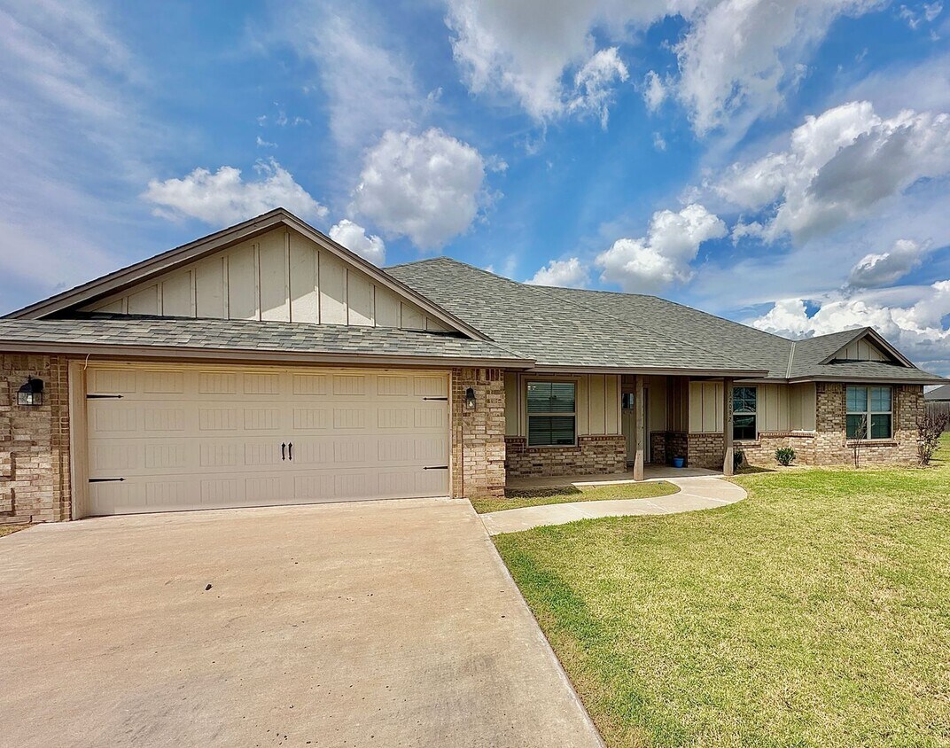 Foto principal - 12092 Meers Porterhill Rd