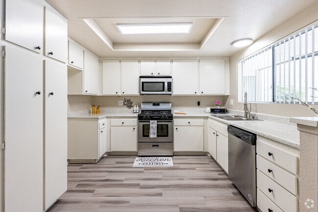 Interior Photo - Crown Point Apartments
