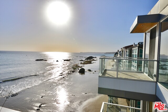 Foto del edificio - 24826 Malibu Rd